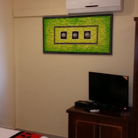 Grand 7 Hotel Thalawathugoda Talawatugoda Zimmer foto